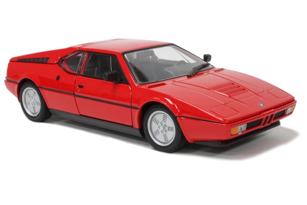 1:24 BMW M1 by Welly in Red 24098R